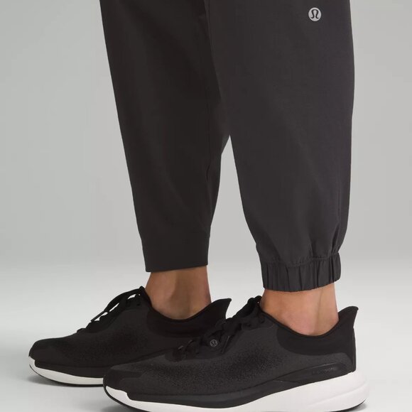 Lululemon License to Train High-Rise Pant - Picture 5 of 11